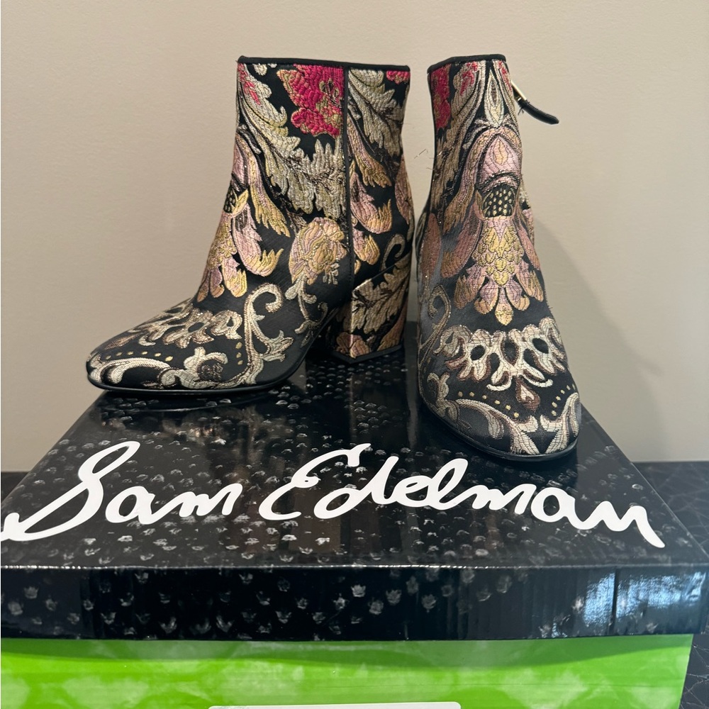 Sam Edelman ladies dress boots - Picture 4 of 4